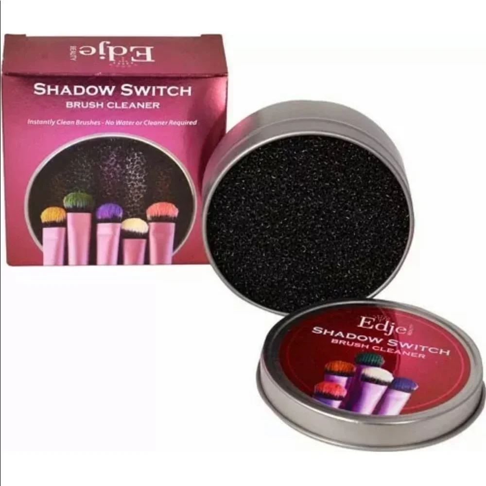 EDJE BEAUTY EYESHADOW SWITCH BRUSH CLEANER NWOB Red Case No Box